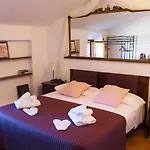 Boutique Corte Malaspina 2*