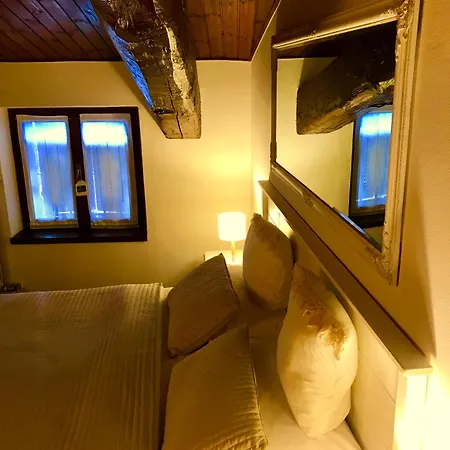 Boutique Corte Malaspina Кастельнуово-дель-Гарда