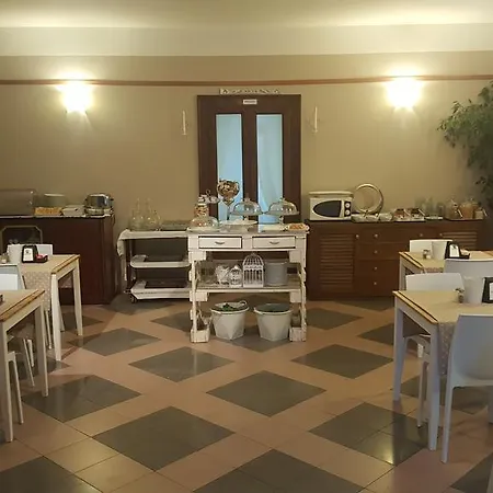 Отель Boutique Corte Malaspina Кастельнуово-дель-Гарда