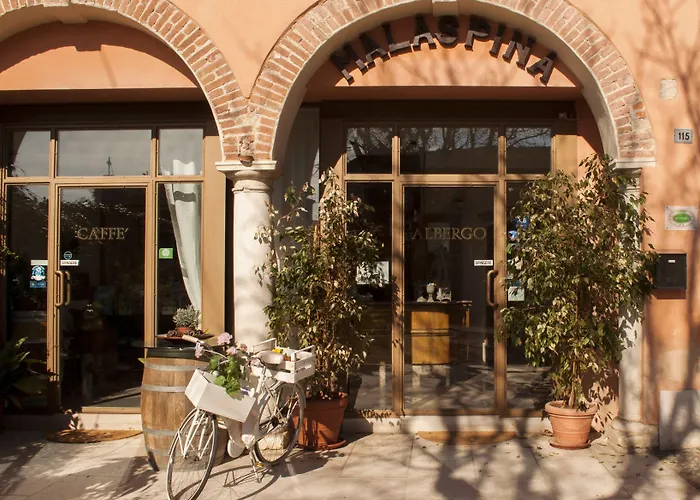 Boutique Corte Malaspina 2* קסטלנואובו דל גארדה