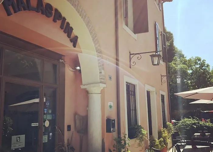 Boutique Corte Malaspina